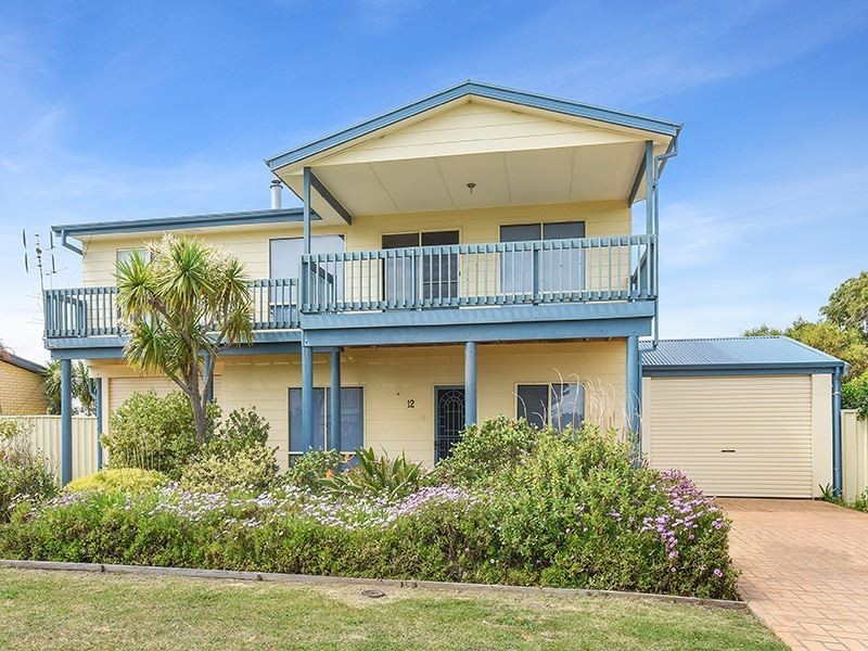 12 Second Avenue, Hayborough SA 5211
