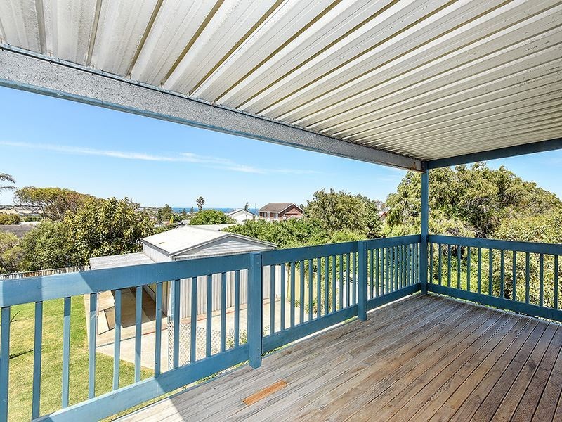 12 Second Avenue, Hayborough SA 5211