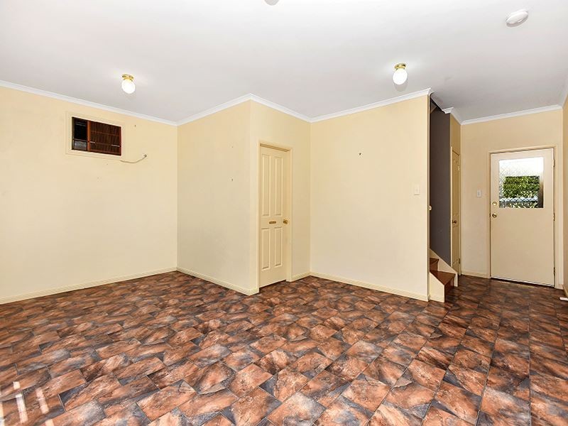 12 Second Avenue, Hayborough SA 5211