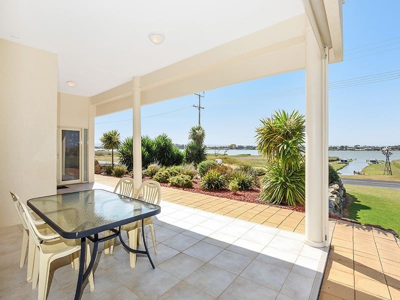 59 Captain Sturt Parade, Hindmarsh Island SA 5214
