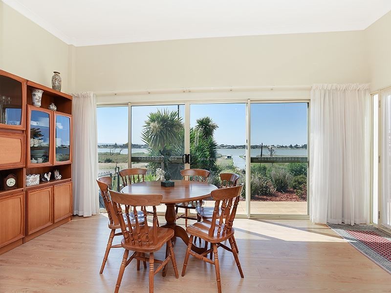 59 Captain Sturt Parade, Hindmarsh Island SA 5214