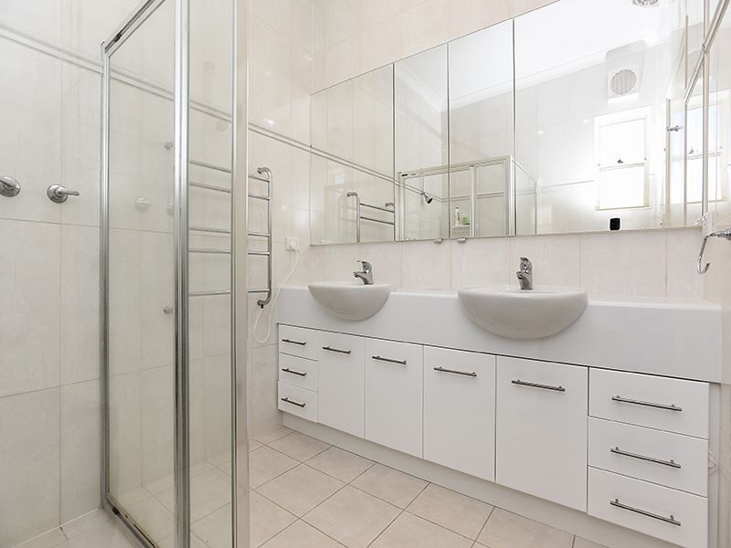 59 Captain Sturt Parade, Hindmarsh Island SA 5214