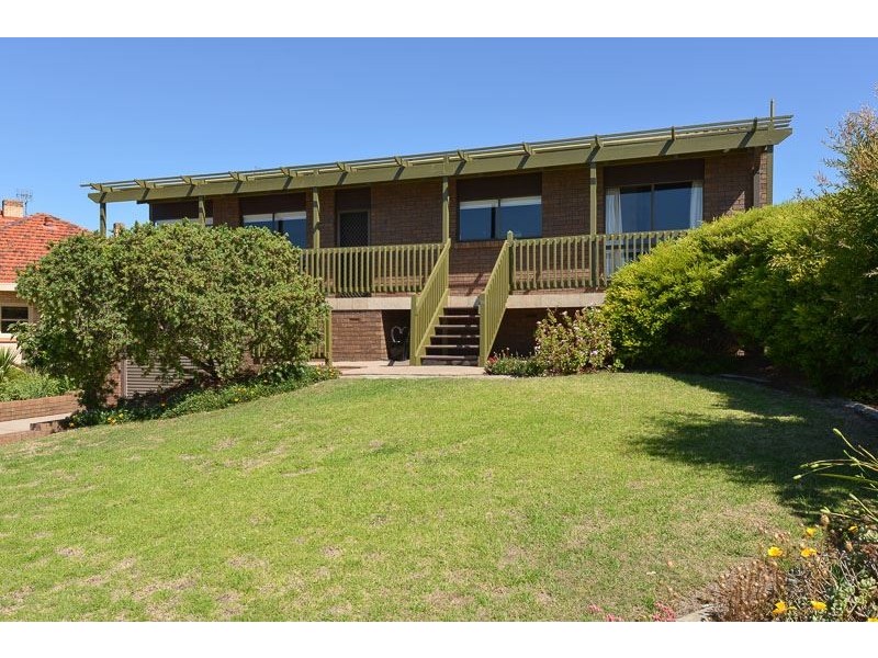 39 The Crescent, Mccracken SA 5211