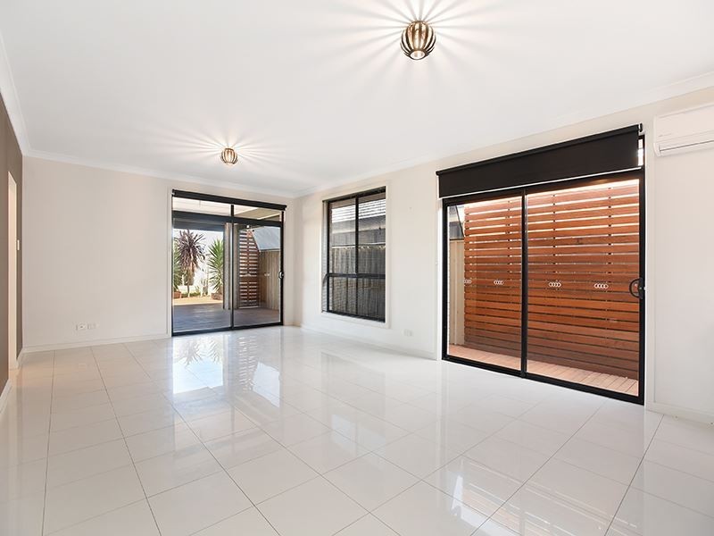 166 Wentworth Parade, Hindmarsh Island SA 5214