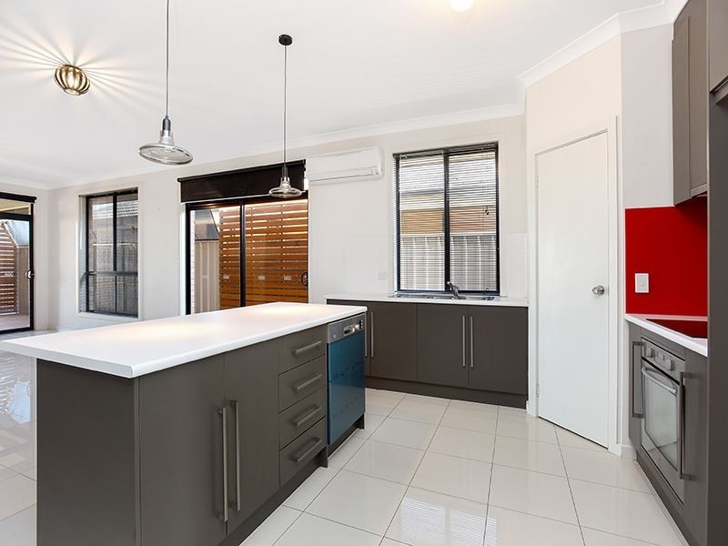 166 Wentworth Parade, Hindmarsh Island SA 5214