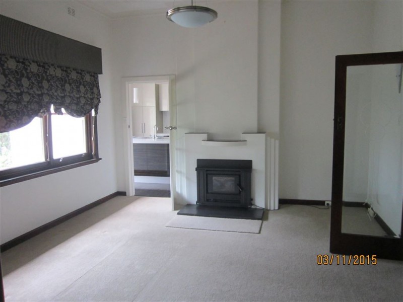 19 Hill Street, Victor Harbor SA 5211