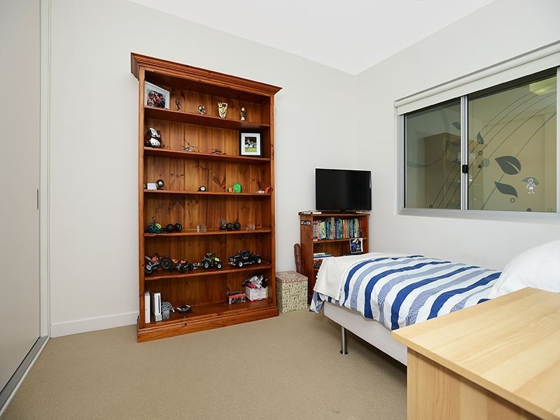 3/2 Flinders Parade, Victor Harbor SA 5211