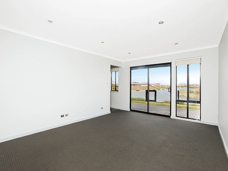 229 Excelsior Parade, Hindmarsh Island SA 5214