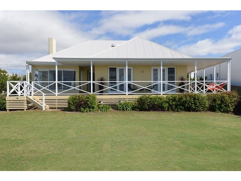 15 Heggerton Street, Mccracken SA 5211