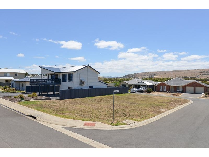 18 Albatross Avenue, Hayborough SA 5211