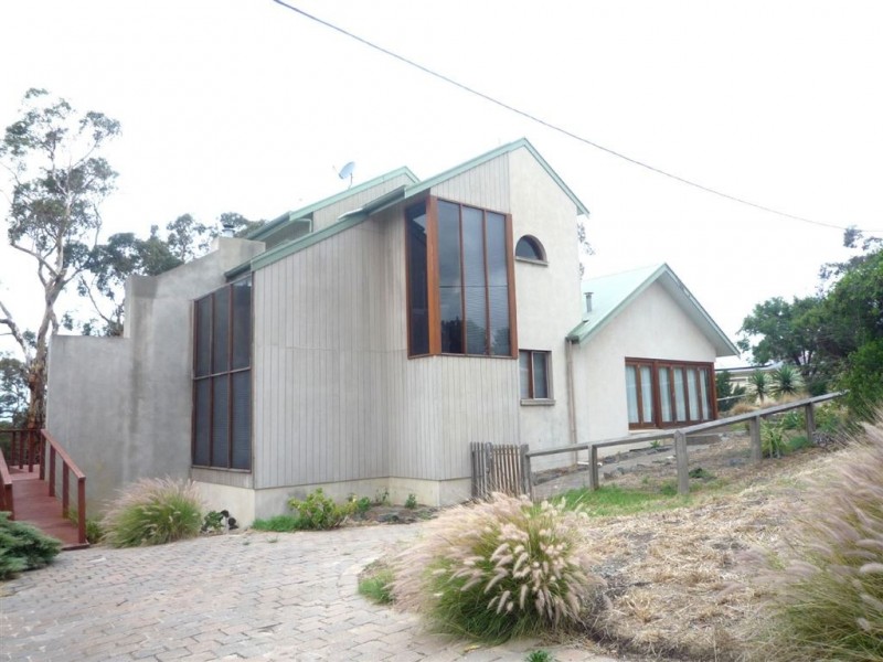 1 Fernbank Road, Victor Harbor SA 5211