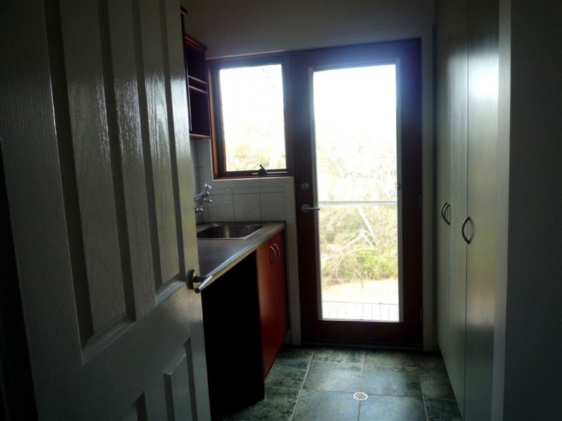 1 Fernbank Road, Victor Harbor SA 5211