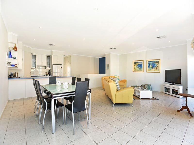 5 Henry Street, Port Elliot SA 5212