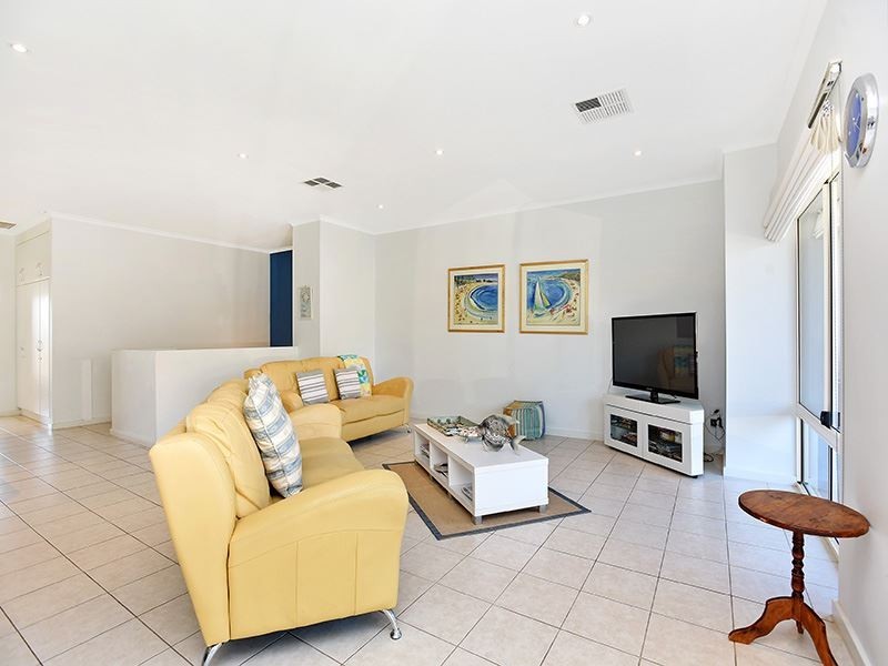 5 Henry Street, Port Elliot SA 5212