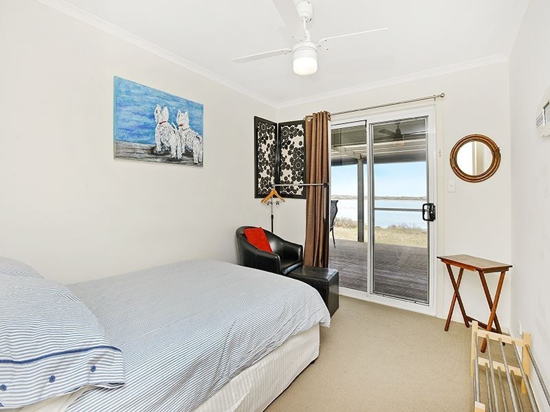 11-13 Goolwa Channel Drive, Hindmarsh Island SA 5214