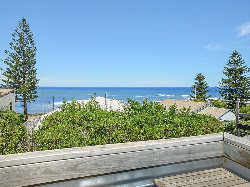 15 Seaview Avenue, Middleton SA 5213