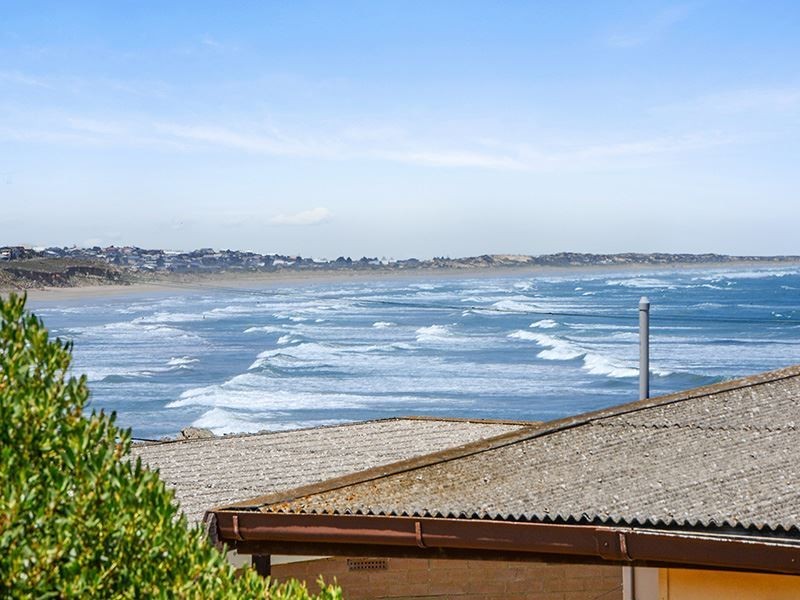 15 Seaview Avenue, Middleton SA 5213