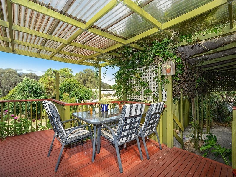 16 Lacrington Street, Goolwa Beach SA 5214