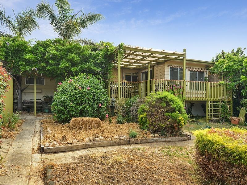 16 Lacrington Street, Goolwa Beach SA 5214