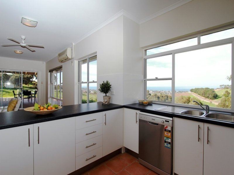 12 Ferrier Drive, Waitpinga SA 5211