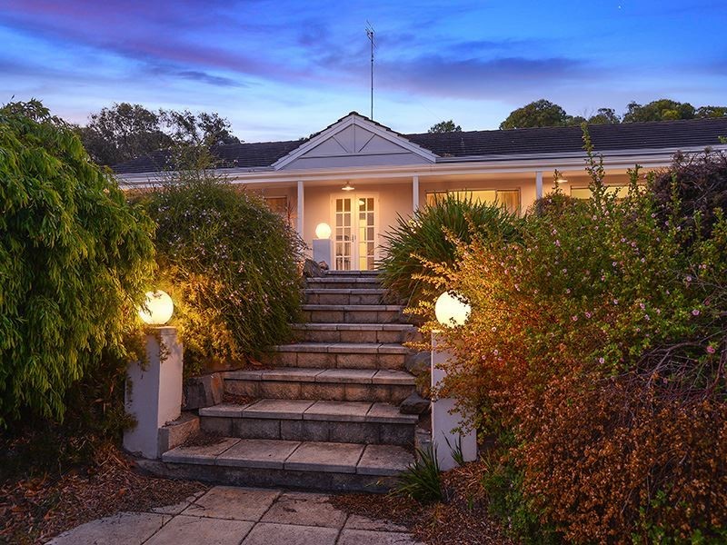 82 Waitpinga Road, Victor Harbor SA 5211