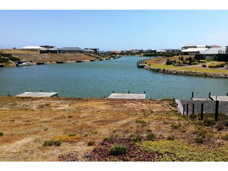 227 Excelsior Parade, Hindmarsh Island SA 5214