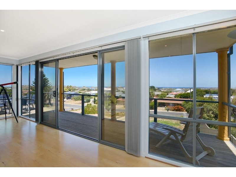 18 Hazel Street, Goolwa Beach SA 5214