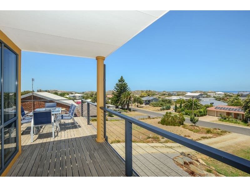 18 Hazel Street, Goolwa Beach SA 5214