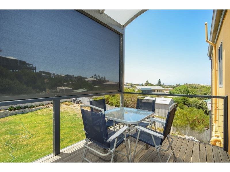 18 Hazel Street, Goolwa Beach SA 5214