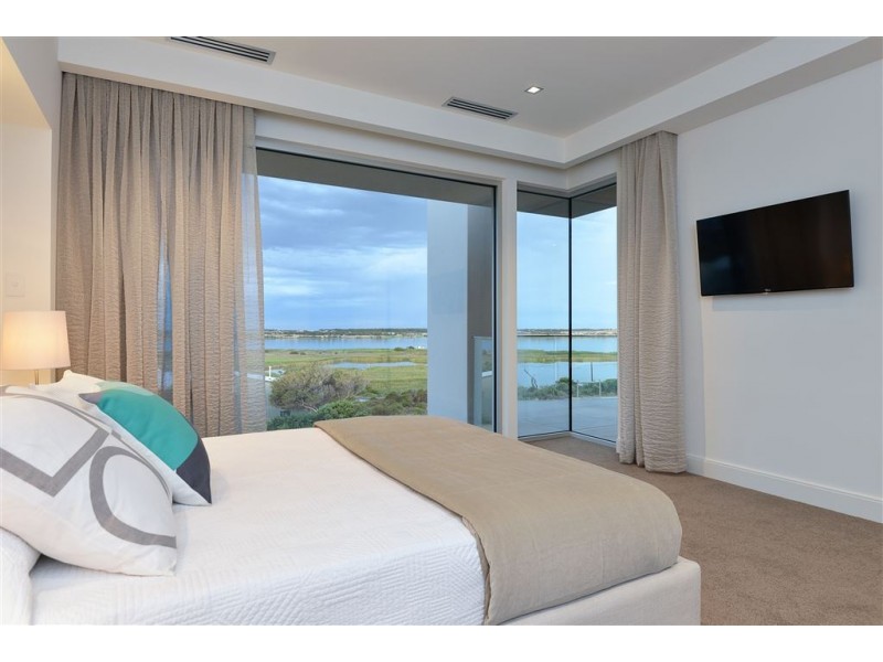 1 Sir George Ritchie Avenue, Goolwa South SA 5214