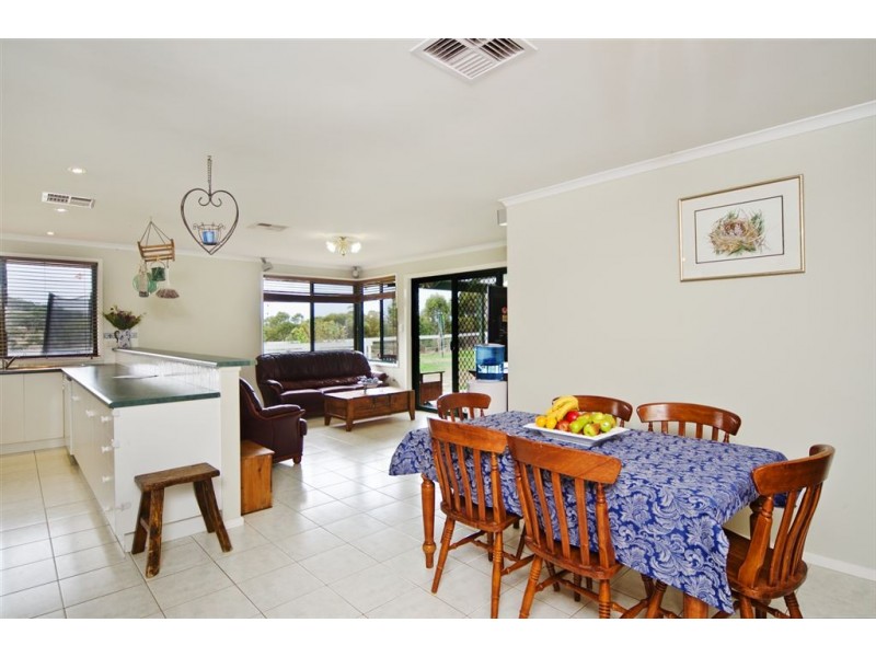20 Arabian Court, Victor Harbor SA 5211