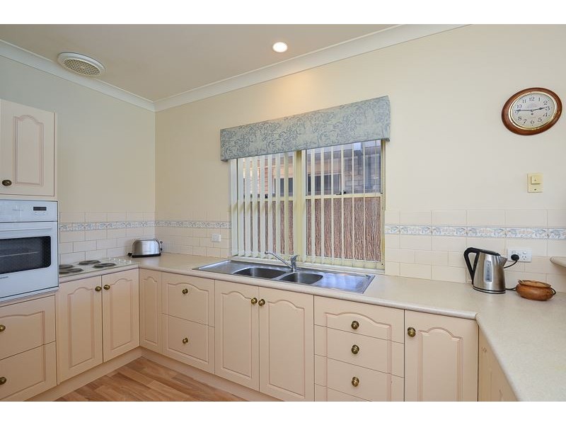 9 Lakeside Circuit, Encounter Bay SA 5211