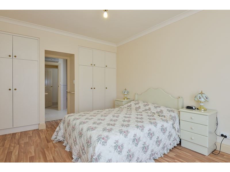 9 Lakeside Circuit, Encounter Bay SA 5211