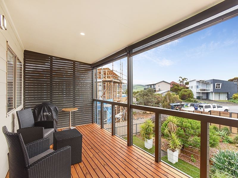 11 England Avenue, Port Elliot SA 5212