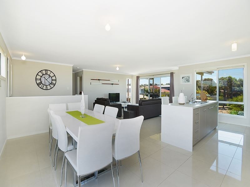 137 Seagull Avenue, Hayborough SA 5211