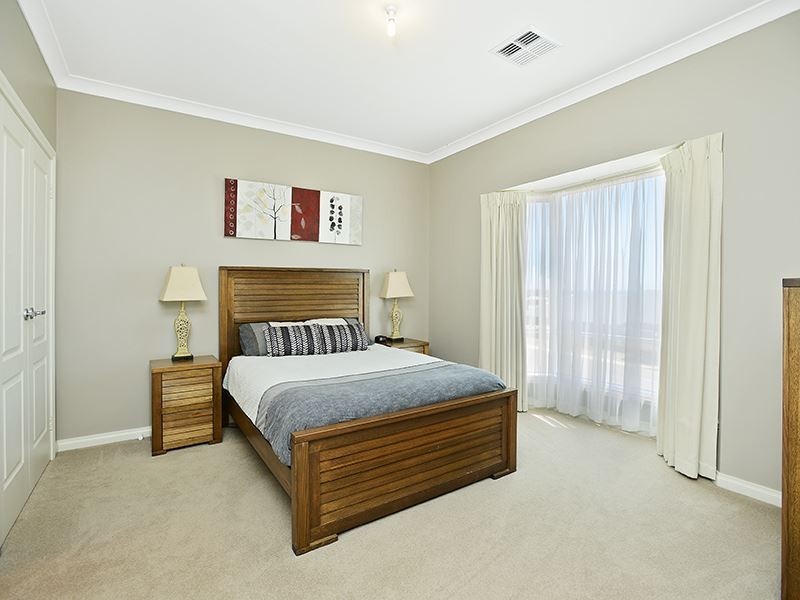 72 Wishart Crescent, Encounter Bay SA 5211