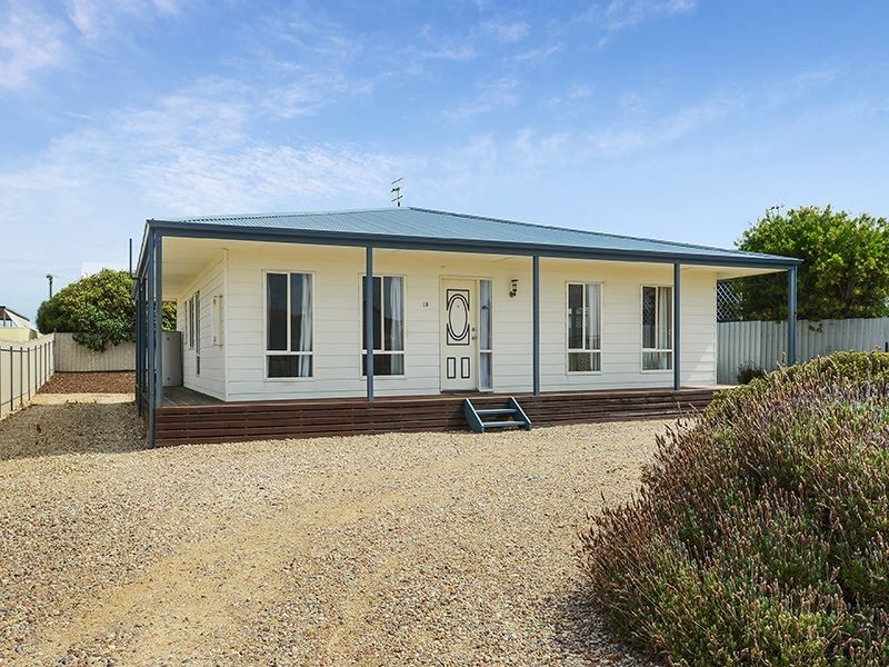 18 Rosemary Street, Goolwa Beach SA 5214