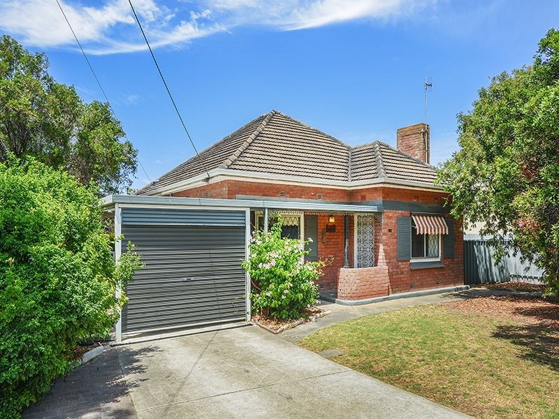 108 Bay Road, Encounter Bay SA 5211