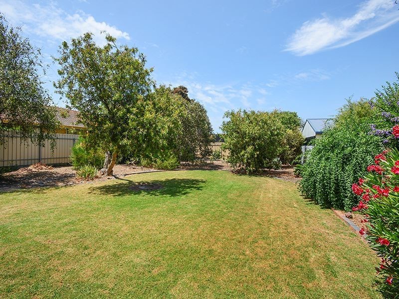 108 Bay Road, Encounter Bay SA 5211