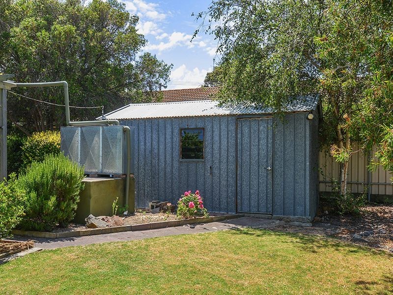108 Bay Road, Encounter Bay SA 5211