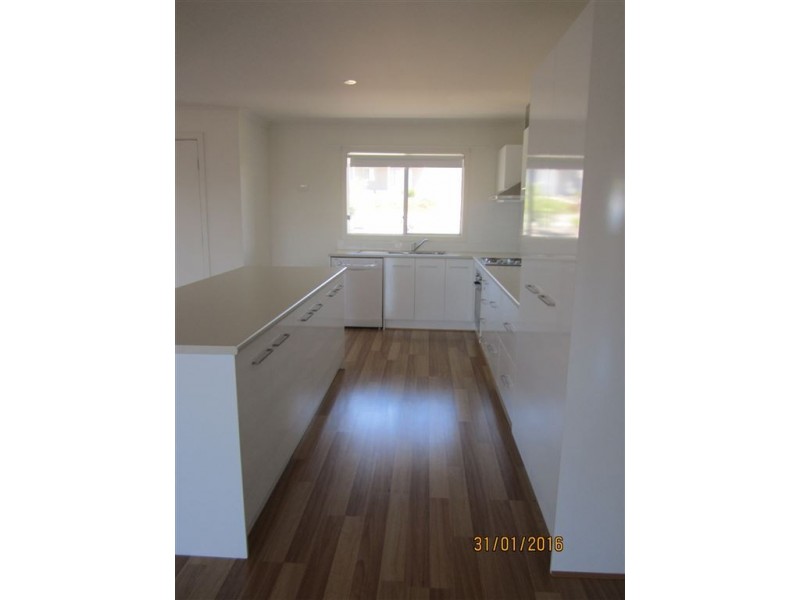 16 Stone Hut Circuit, Encounter Bay SA 5211