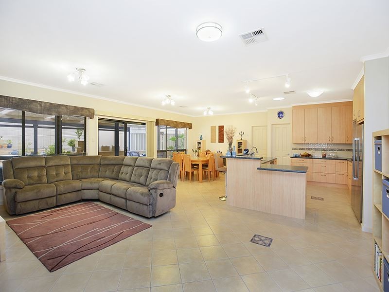 28 Jasmin Drive, Victor Harbor SA 5211