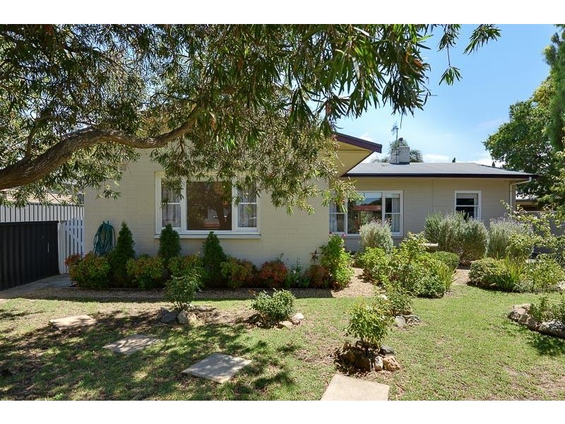 3 Forrest Street, Victor Harbor SA 5211