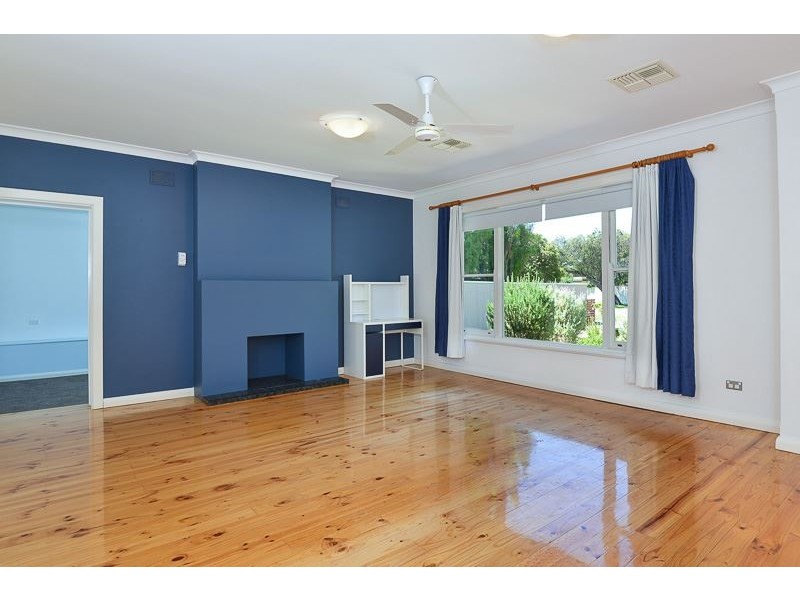 3 Forrest Street, Victor Harbor SA 5211
