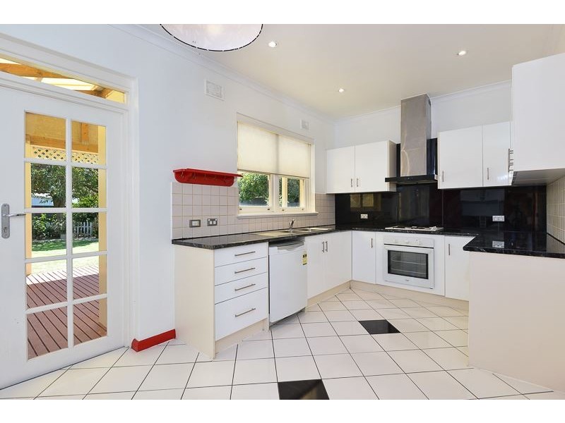3 Forrest Street, Victor Harbor SA 5211