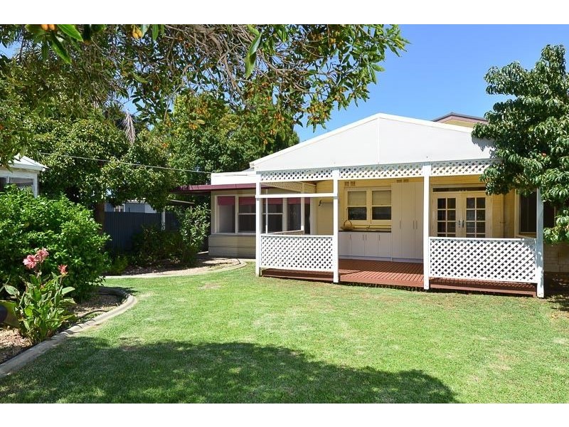 3 Forrest Street, Victor Harbor SA 5211