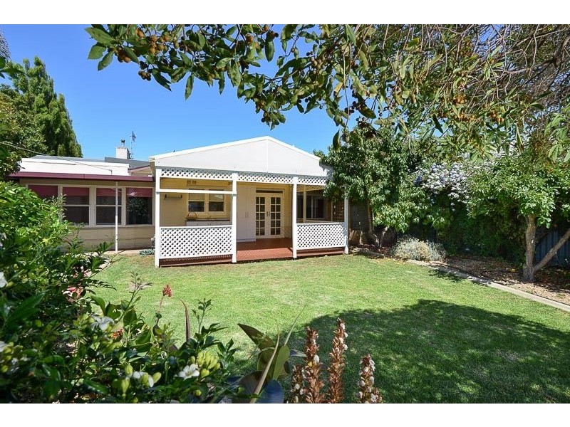 3 Forrest Street, Victor Harbor SA 5211