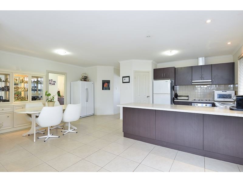 8 Harwood Close, Encounter Bay SA 5211