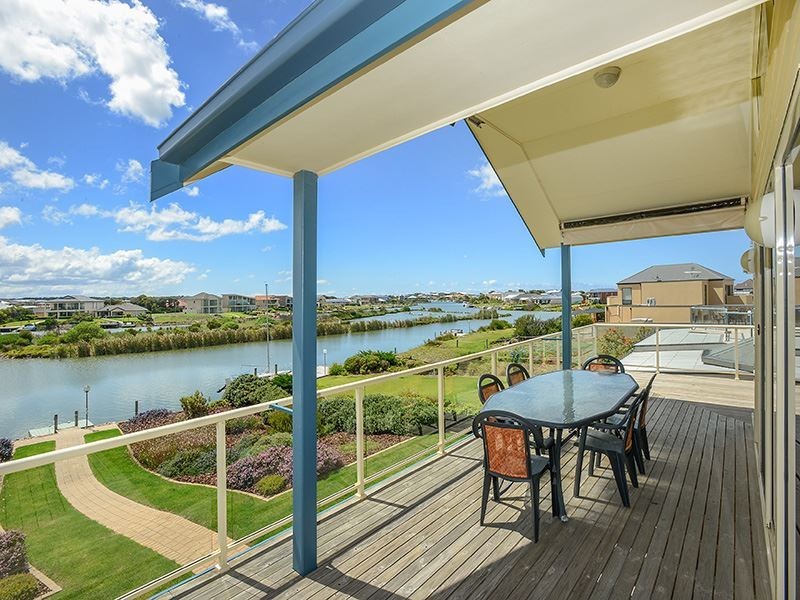 18 Arcadia Avenue, Hindmarsh Island SA 5214