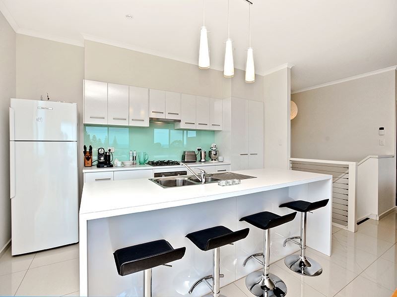 27 Breckan Avenue, Victor Harbor SA 5211